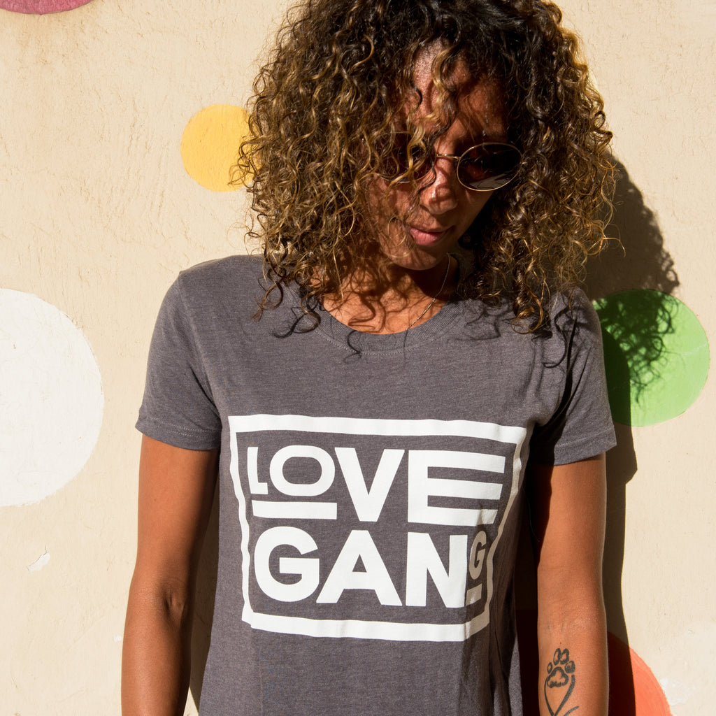 Women's vegan tee t-shirt: polyester Ethically made & sustainable. Eco shopping. – Lovegang Store